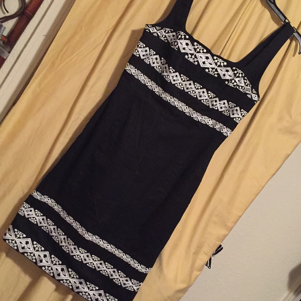 Weekend Special/WhiteHouseBlackMarket Dress